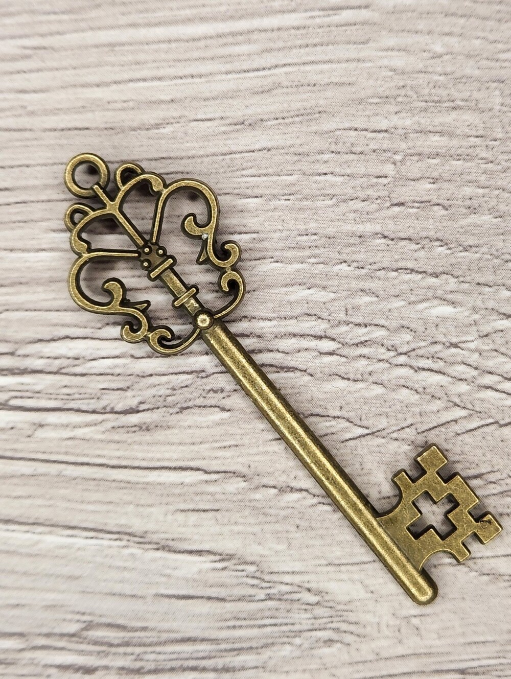 5/$10 Victorian Style Decor Key K9